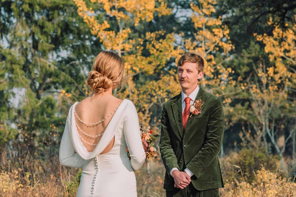 eloping in jackson hole wyoming wyoming elopement photographer micro wedding jackson hole jackson hole wedding photographers elopement jackson hole wyoming small wedding jackson hole the wedding tree in bridger teton national forest morning wedding fall wedding Autumn wedding in Jackson Hole