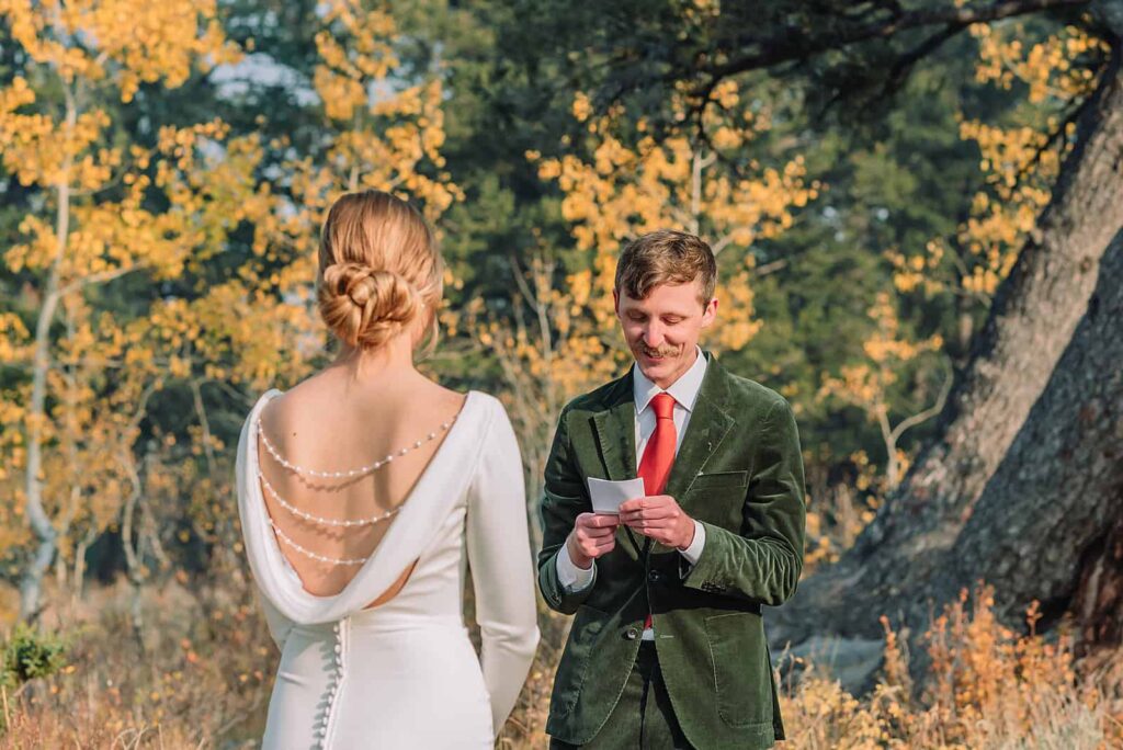 eloping in jackson hole wyoming wyoming elopement photographer micro wedding jackson hole jackson hole wedding photographers elopement jackson hole wyoming small wedding jackson hole the wedding tree in bridger teton national forest morning wedding fall wedding Autumn wedding in Jackson Hole