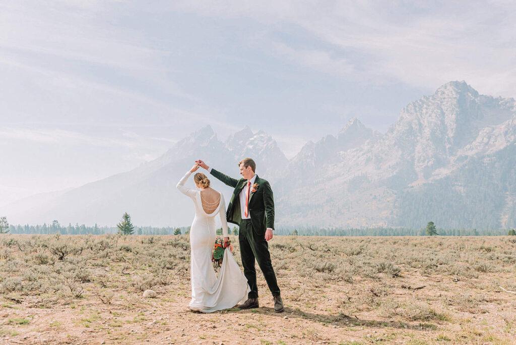 jackson hole wedding elopement packages elope in jackson hole wyoming elope jackson hole jackson hole wedding photography schwabacher landing wedding