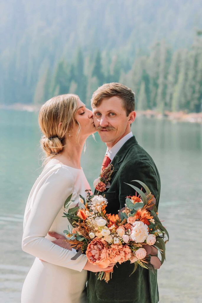 wedding tips for brides small wedding jackson hole jackson hole wedding elopement packages elope in jackson hole wyoming jackson hole elopement photographer micro wedding jackson hole