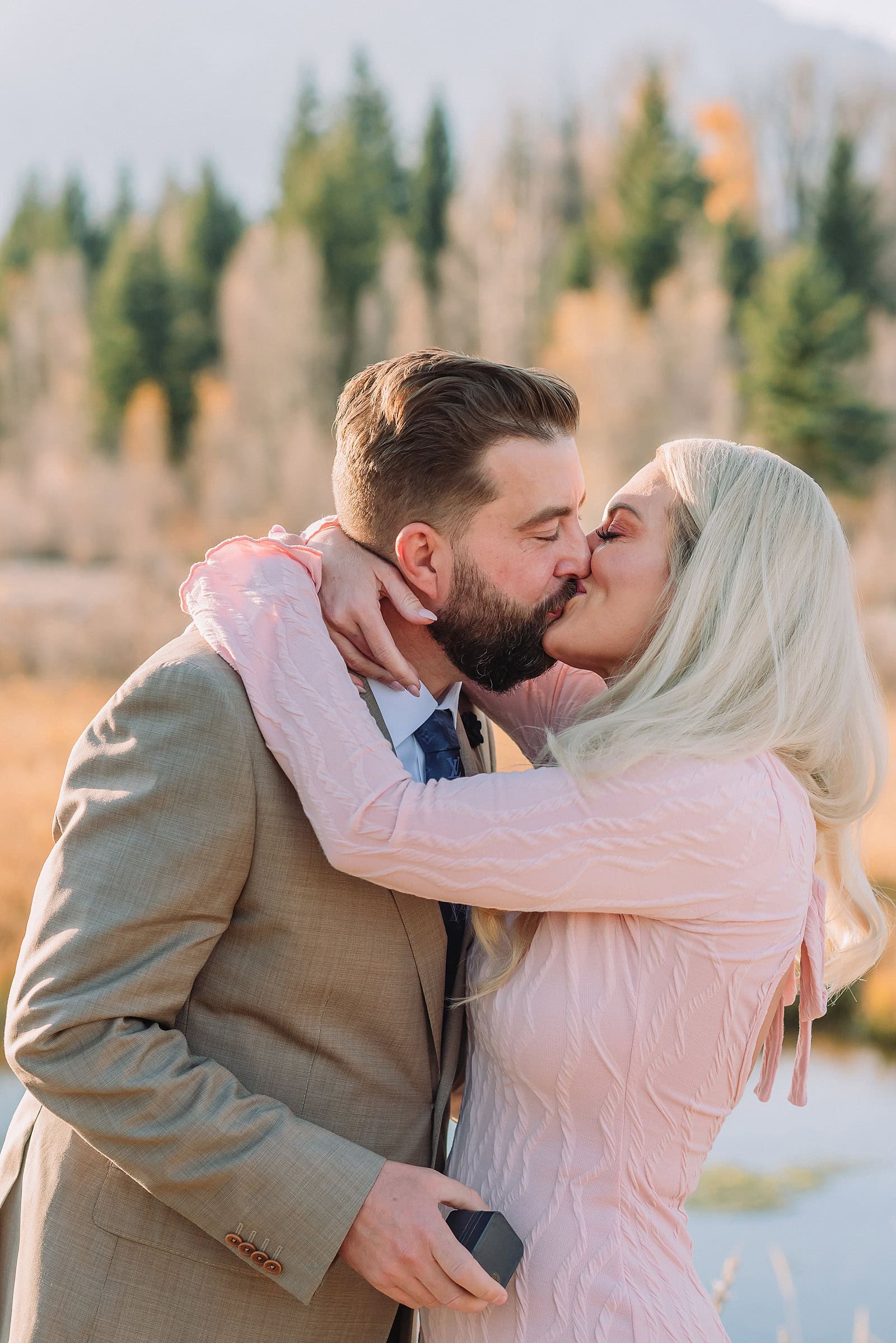 poses for couples jackson hole proposal photographer fall engagement photo outfits engagement photography near me wyoming photographer grand teton engagement photos grand teton engagement photographer schwabacher landing engagement photos