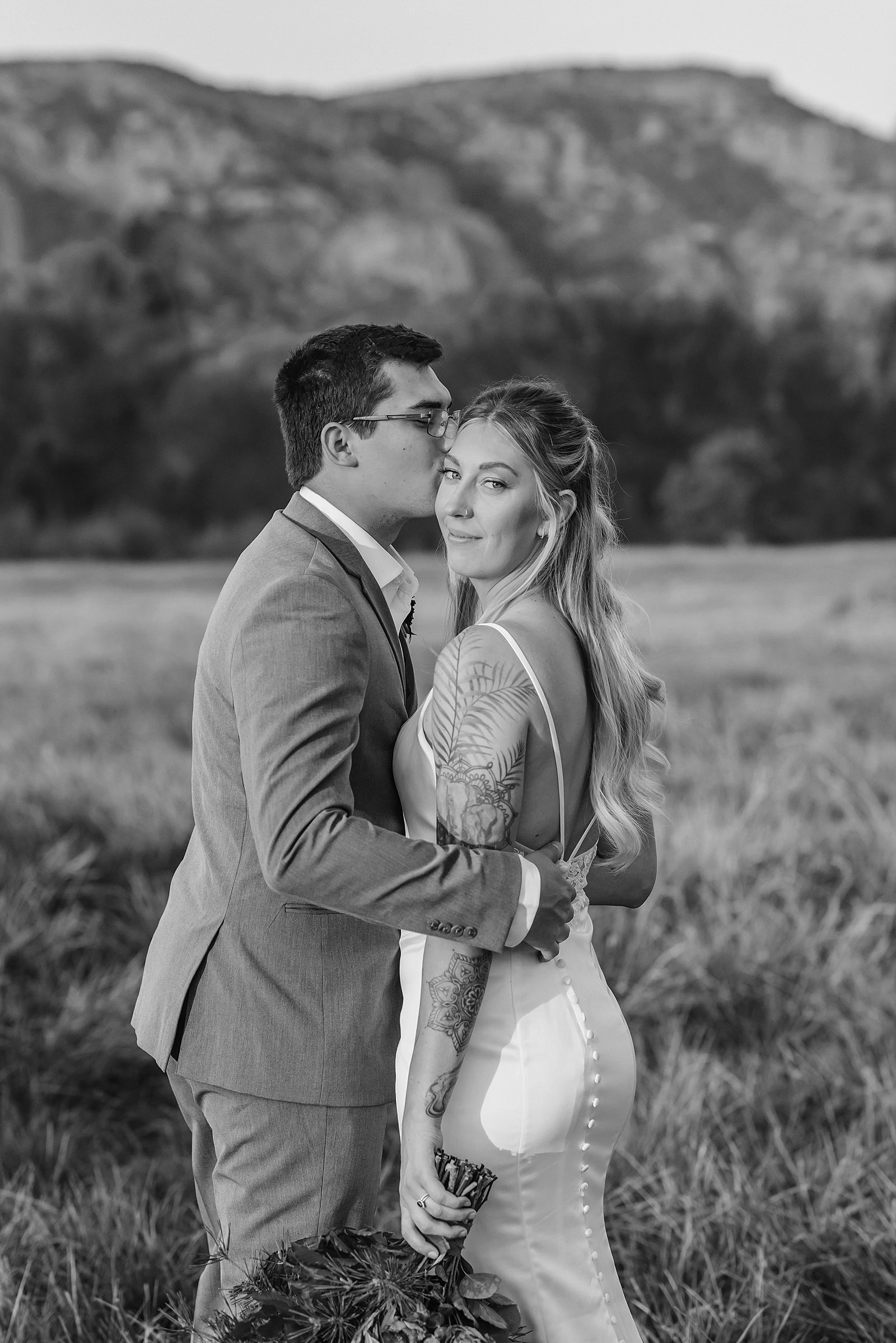 Idaho Photographer Near Me Island Park Wedding Photographer Rexburg Wedding Photographer Micro Wedding in Idaho Jackson Hole Weddings Fall Wedding