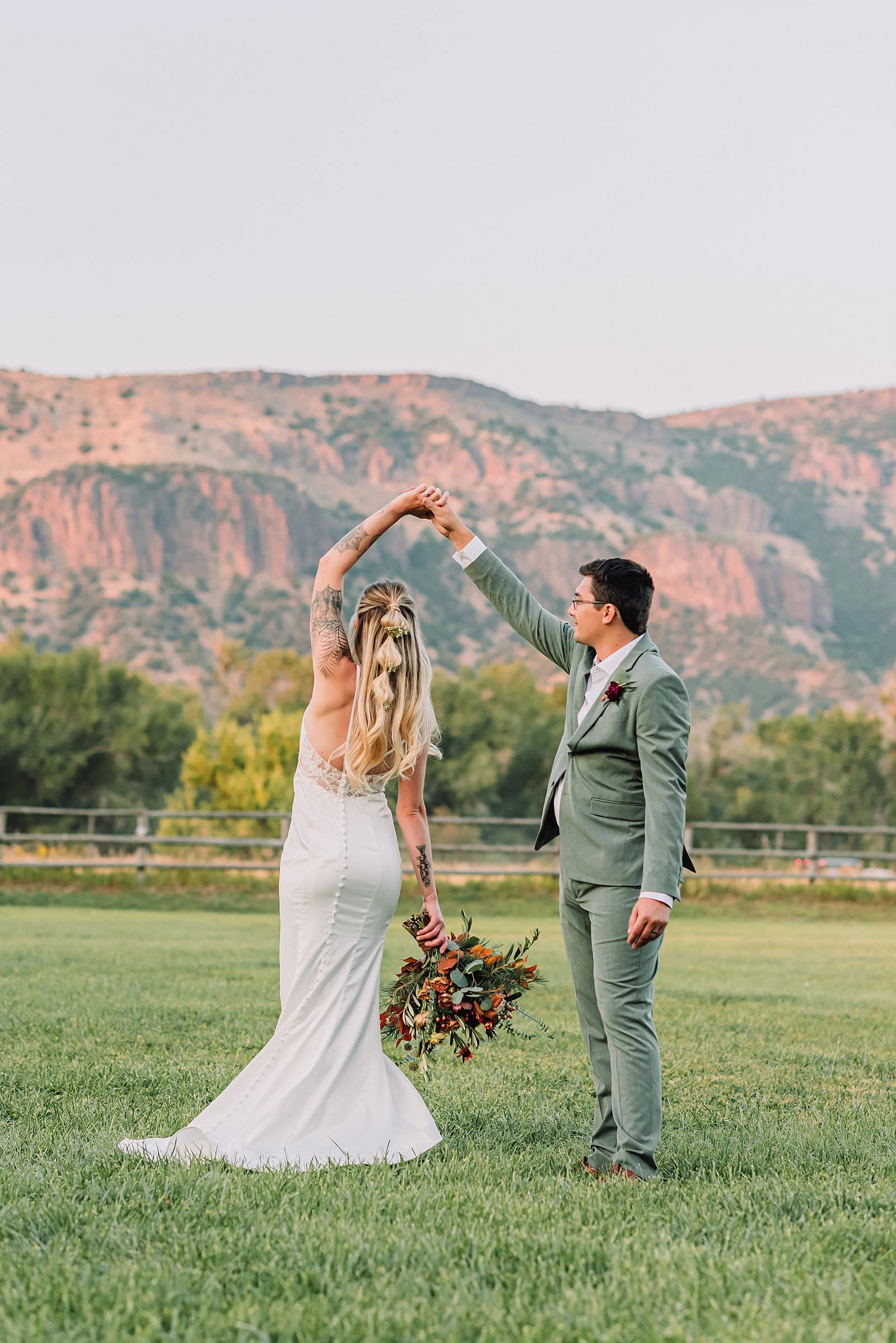 Idaho Wedding Photographer Snake River Meadows Wedding Wedding Venues in Idaho Wedding Photographers in Idaho Rexburg Idaho Photographer