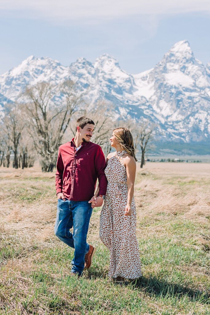 What to Wear for Your Grand Teton Engagement Photos