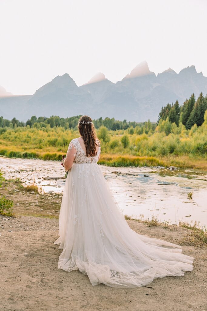 Schwabacher Landing sunset wedding photos Grand Teton elopement photography session intimate Jackson Hole wedding photography golden hour Schwabacher Landing couples photos