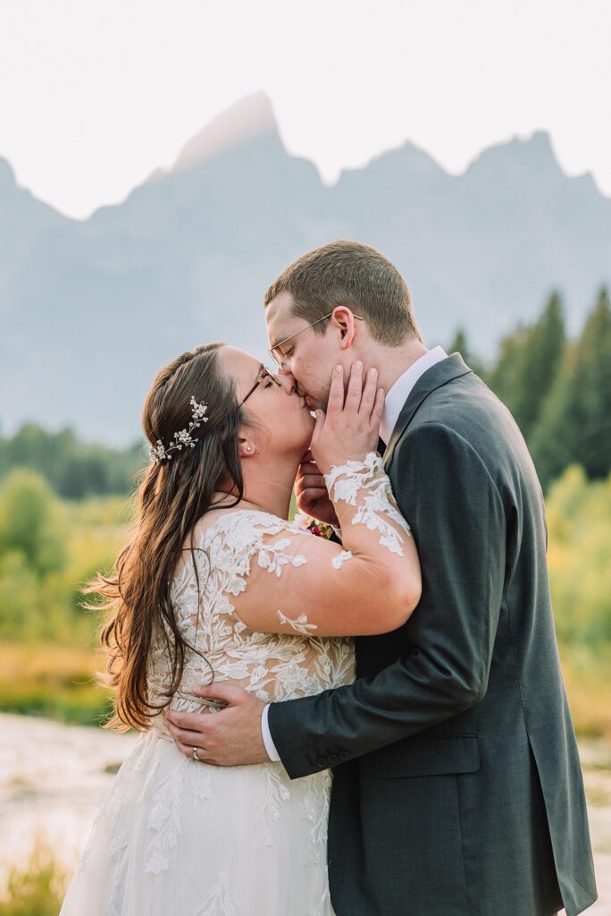 Schwabacher Landing sunset wedding photos Grand Teton elopement photography session intimate Jackson Hole wedding photography golden hour Schwabacher Landing couples photos