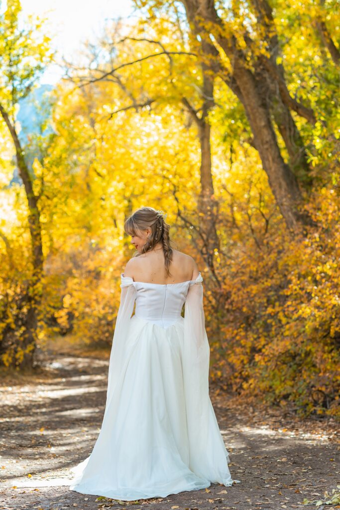 vintage wedding dress fall photography Utah autumn wedding couple portraits Utah fall foliage wedding couple portraits Southern Utah Wedding Photographer Fall Wedding Photography Utah Salt Lake Wedding Photographer