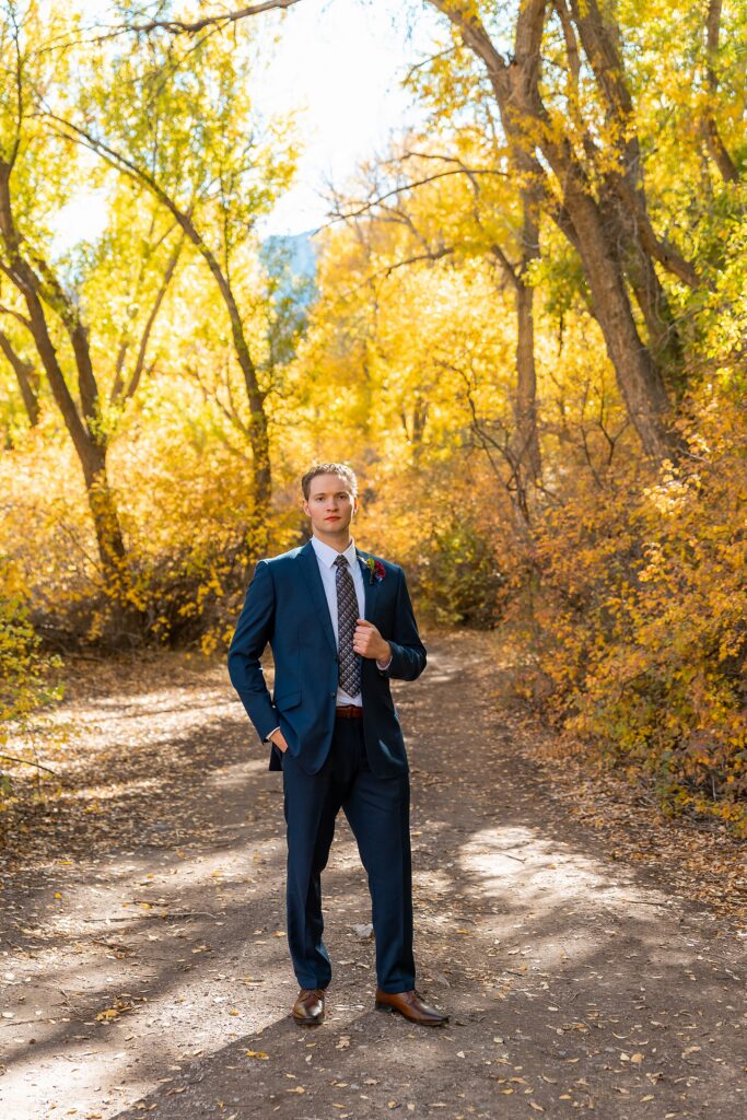 vintage wedding dress fall photography Utah autumn wedding couple portraits Utah fall foliage wedding couple portraits Southern Utah Wedding Photographer Fall Wedding Photography Utah Salt Lake Wedding Photographer